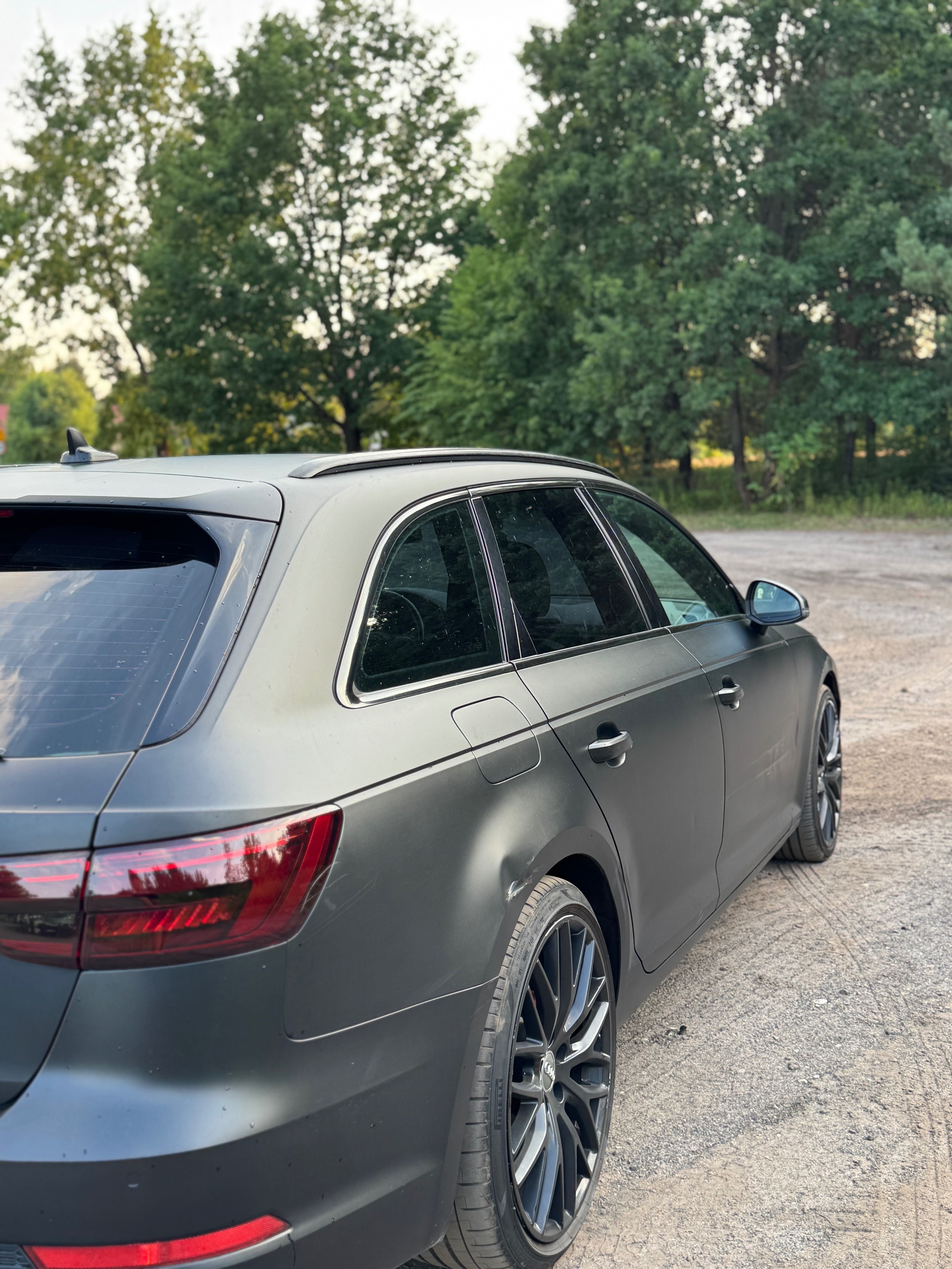 Audi A4 avant 2.0 TDI S Line