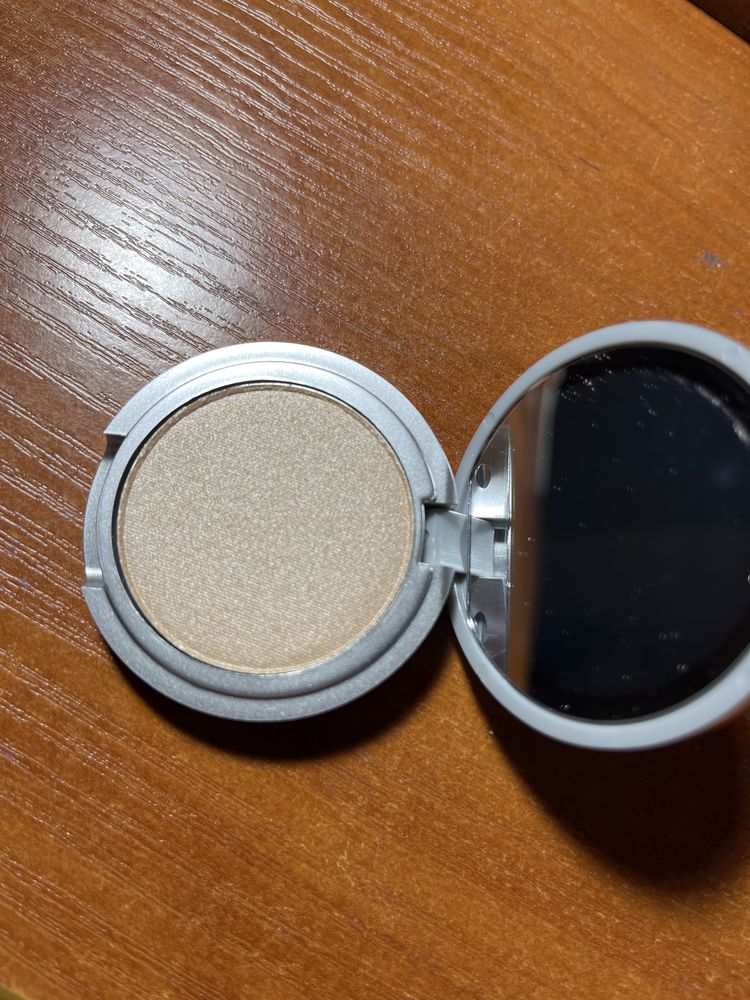 Хайлайтер the balm