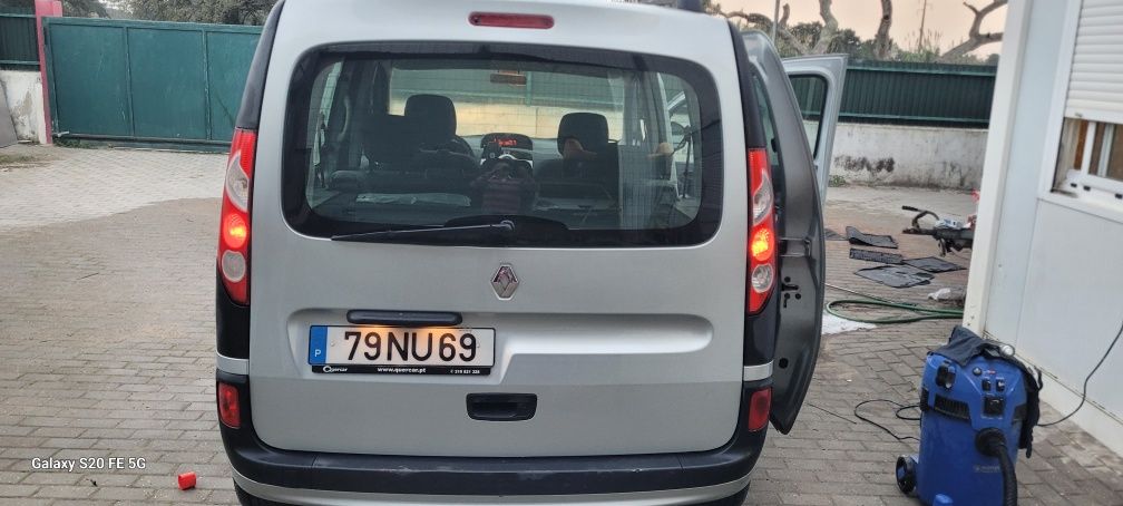 Renaul kangoo 5 lugares