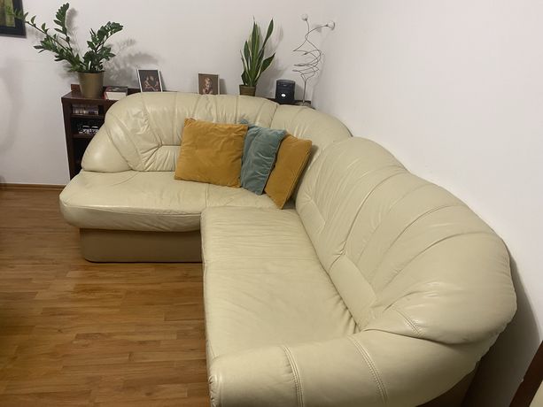 Sprzedam narożnik z naturalnej skory w kolorz beżowym