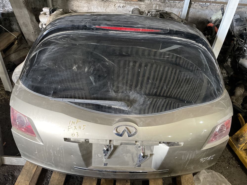 Двери задние крышка багажника Infiniti FX35 FX45 2003-07 г.