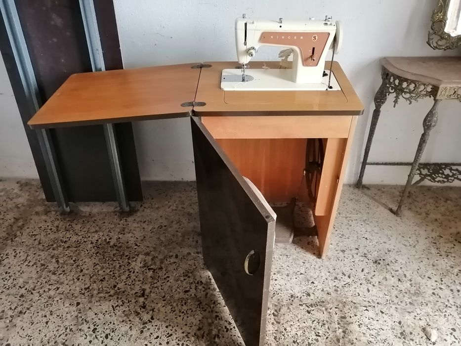 Máquina costura singer antiga