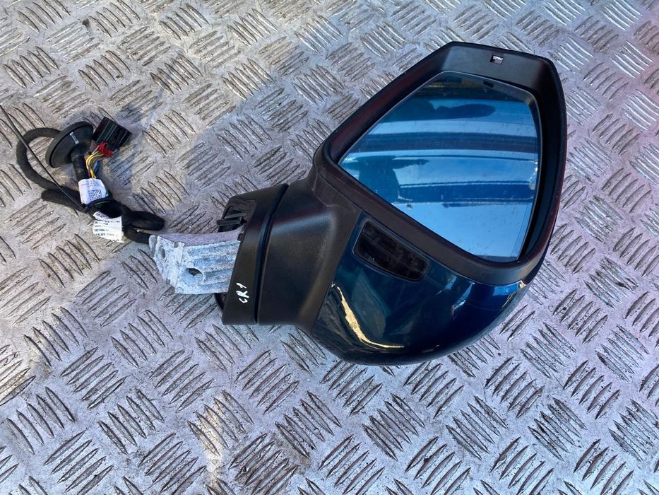 Зеркало левое Туарег ЦР Дзеркало ліве 8H P5M Touareg CR дверей СР