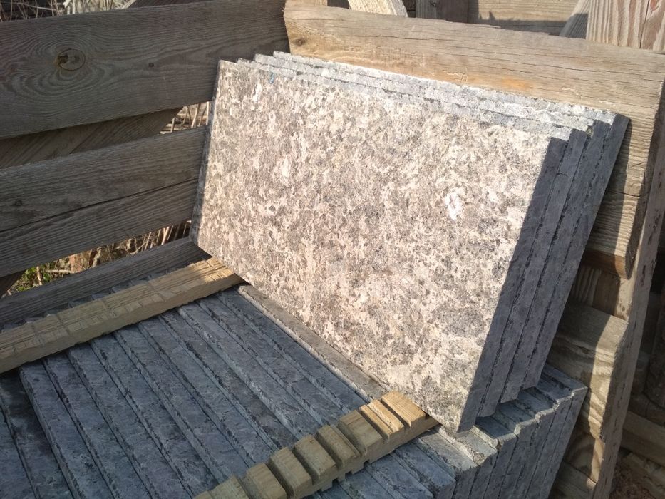 Плитка гранітна на подвір'я, тротуарна плитка граніт