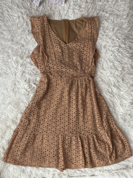 Літня сукня в квіточки