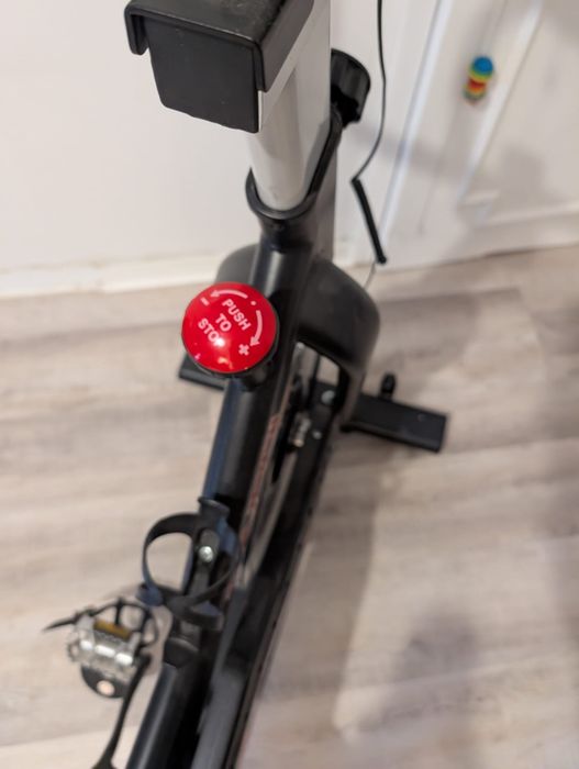 Bicicleta Indoor Spinning SHUOQI – Bom Estado e Silenciosa
