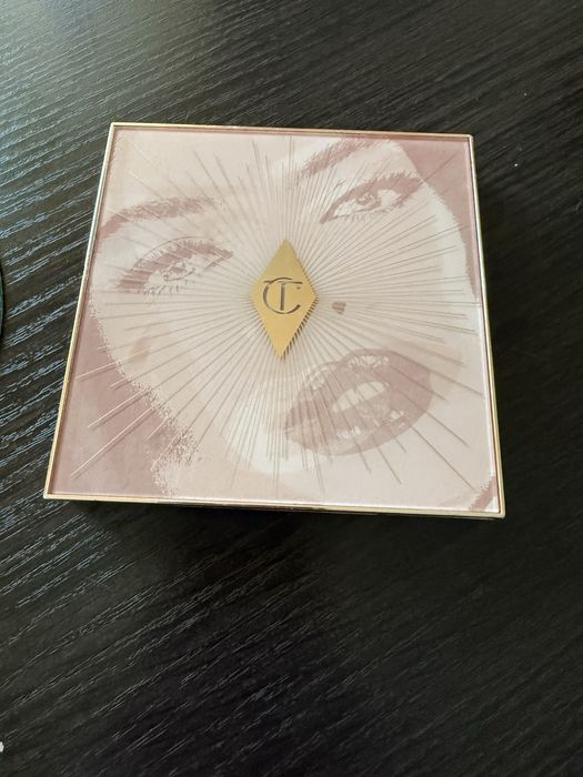 Paleta Charlotte Tilbury Nudegasm