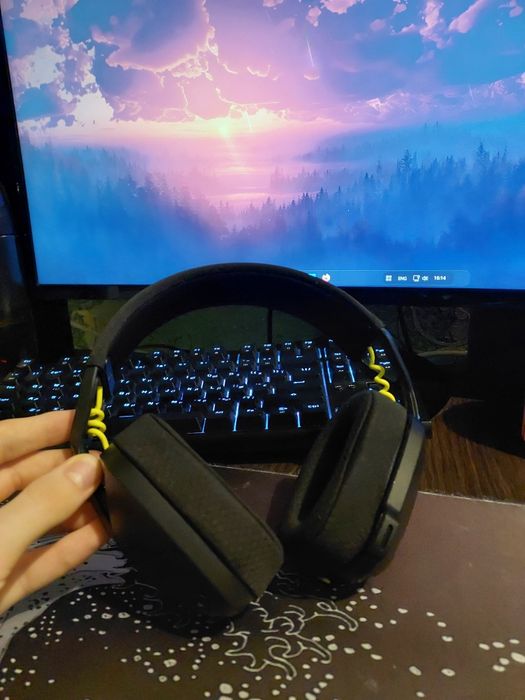 Навушникі Logitech G435 Black