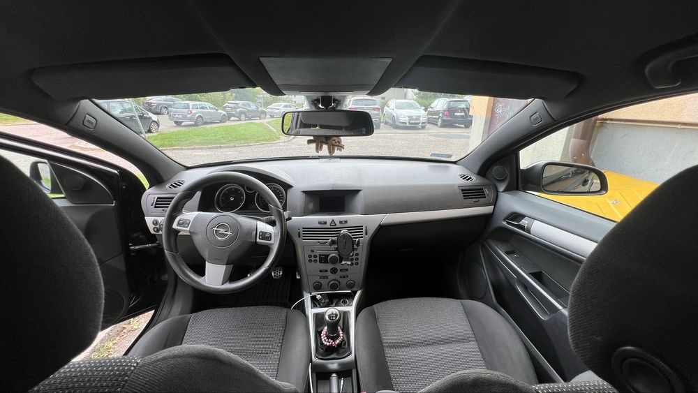 Opel astra h gtc 1.9 cdti 150 doinwestowana