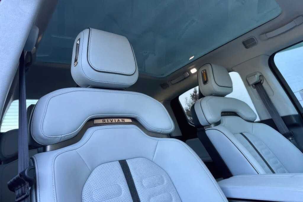 2023 Rivian R1T Adventure Quad Motor Crew Cab AWD