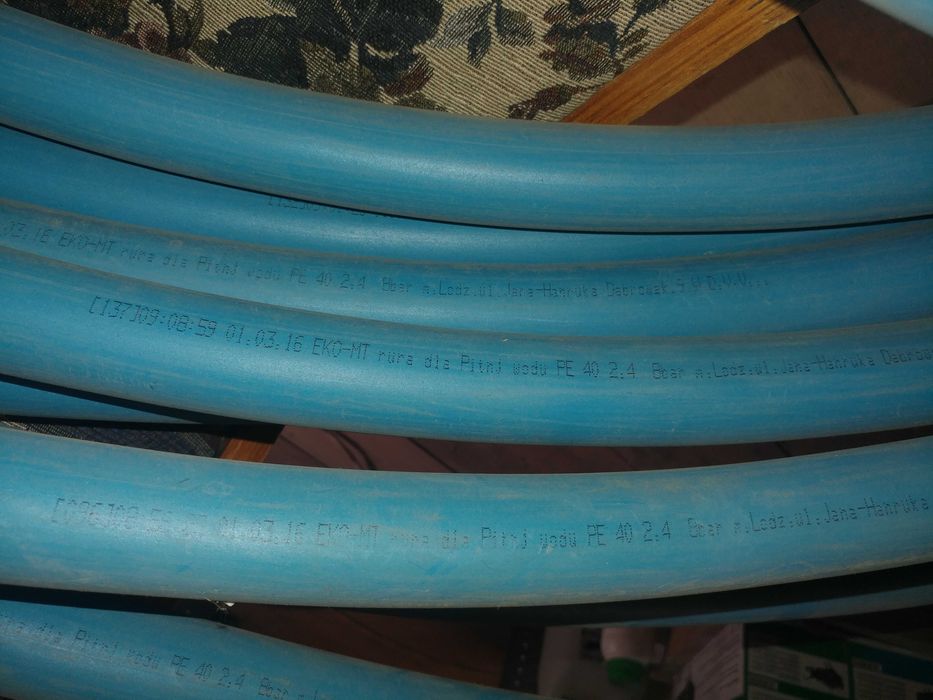 Труба синя для питної води (поліетилен) 40x2.4мм,  57метрів