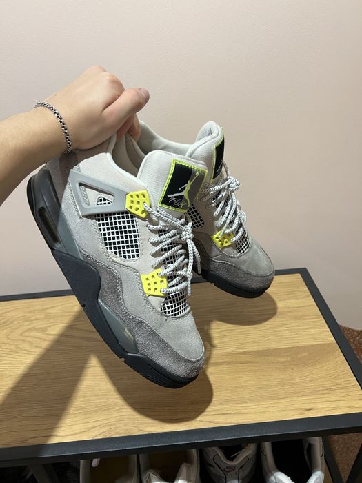 Nike Air Jordan 4 Neon green оригінал 44 розмір