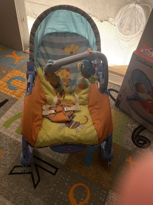 Leżaczek bujaczek fisher price