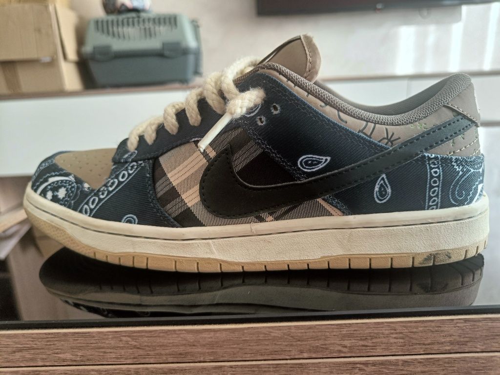 Кросівки чоловічі Travis Scott x Nike SB Dunk Low 'Cactus Jack'