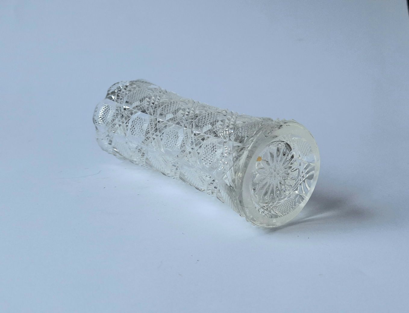 Zabytkowy wazon  - flakon  - grube szkło prasowane  - początek XX w.