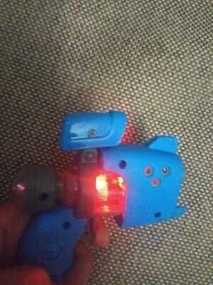 Электронный мини пистолет Ares