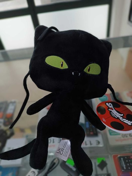 Novidade:Peluche Plagg Miraculous Ladybug 29cm