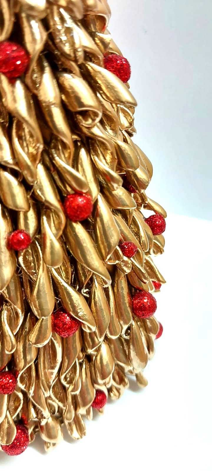 Złota choinka z makaronu 23 cm ozdoba świąteczna handmade