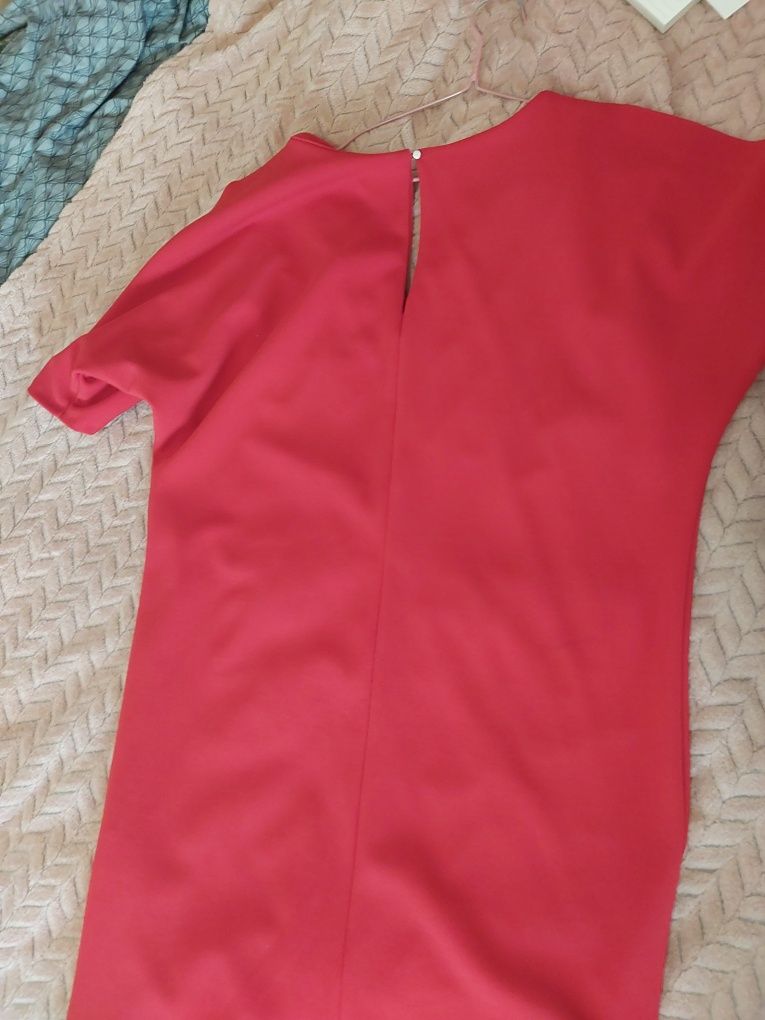 Czerwona sukienka Reserved M L 38 40 na komunię, na codzień
