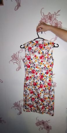 Сукня розмір S плаття