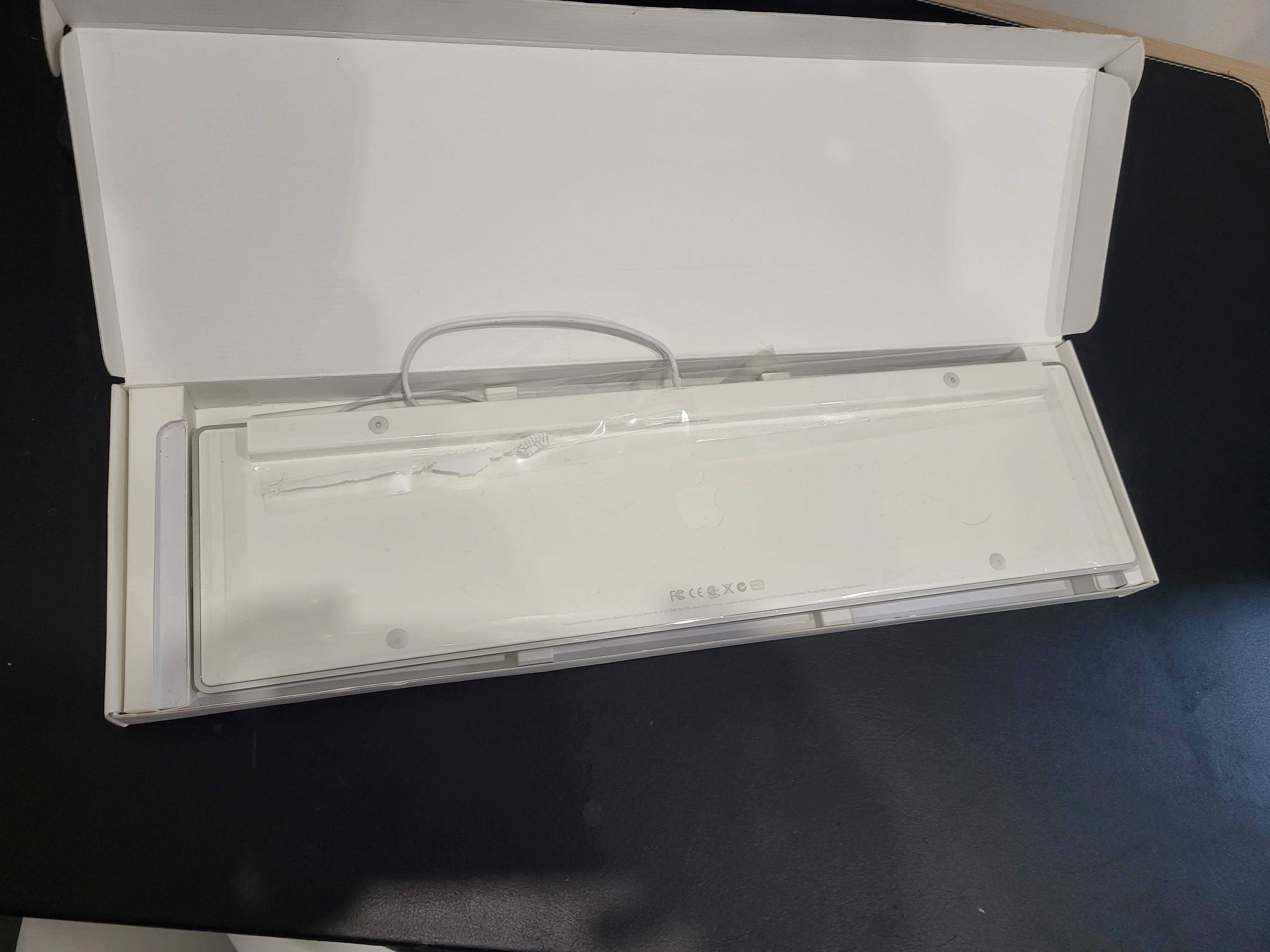Teclado Apple A1243 Full Size