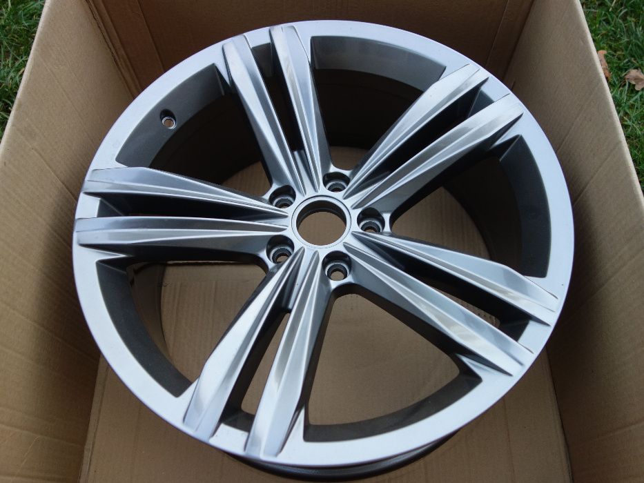 Felgi VW TIGUAN II 5NA R-line Arteon PASSAT 19'' Oryginalne!!