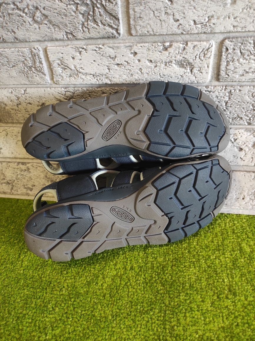 Сандалі KEEN р.38