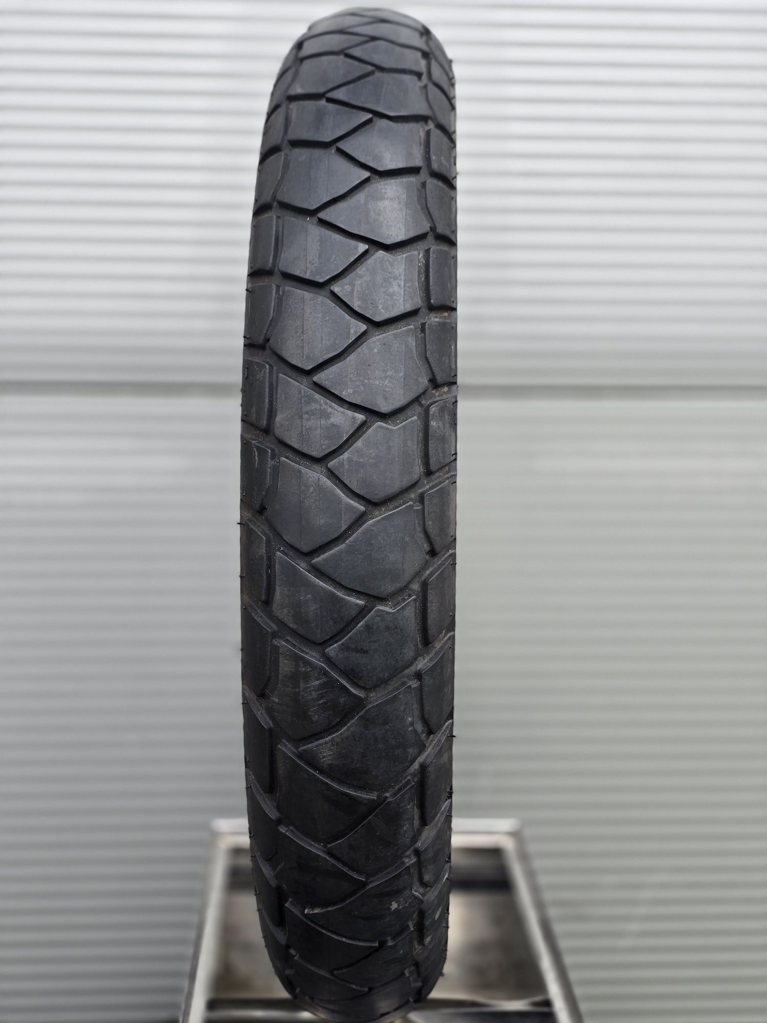 Opona Michelin Anakee 110/80/19