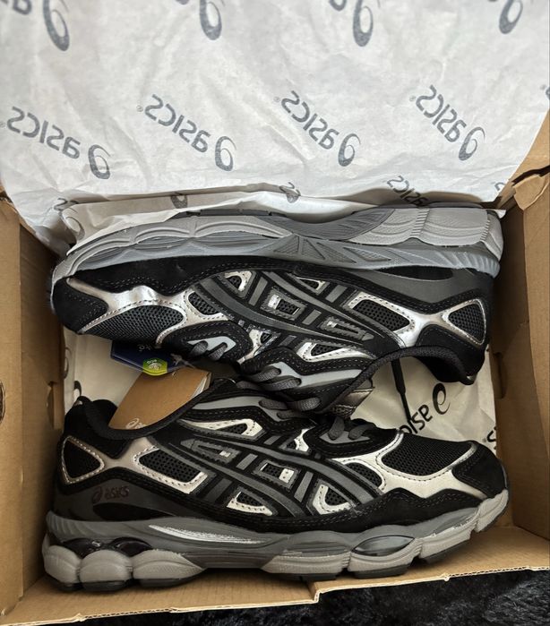 Tênis Asics Gel-Kayano 14 – Preto e Prateado (Novo na caixa)
