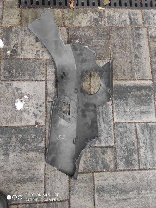 Fragment część błotnika przedniego prawy BMW X5 E70 Przedlift Sprysk