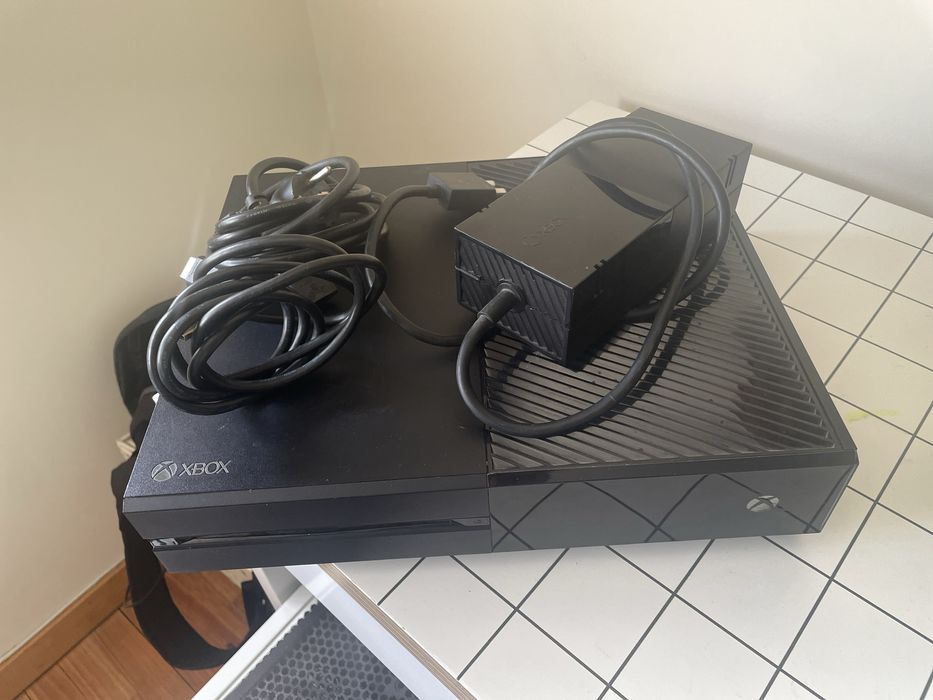 XBOX ONE (como novo)