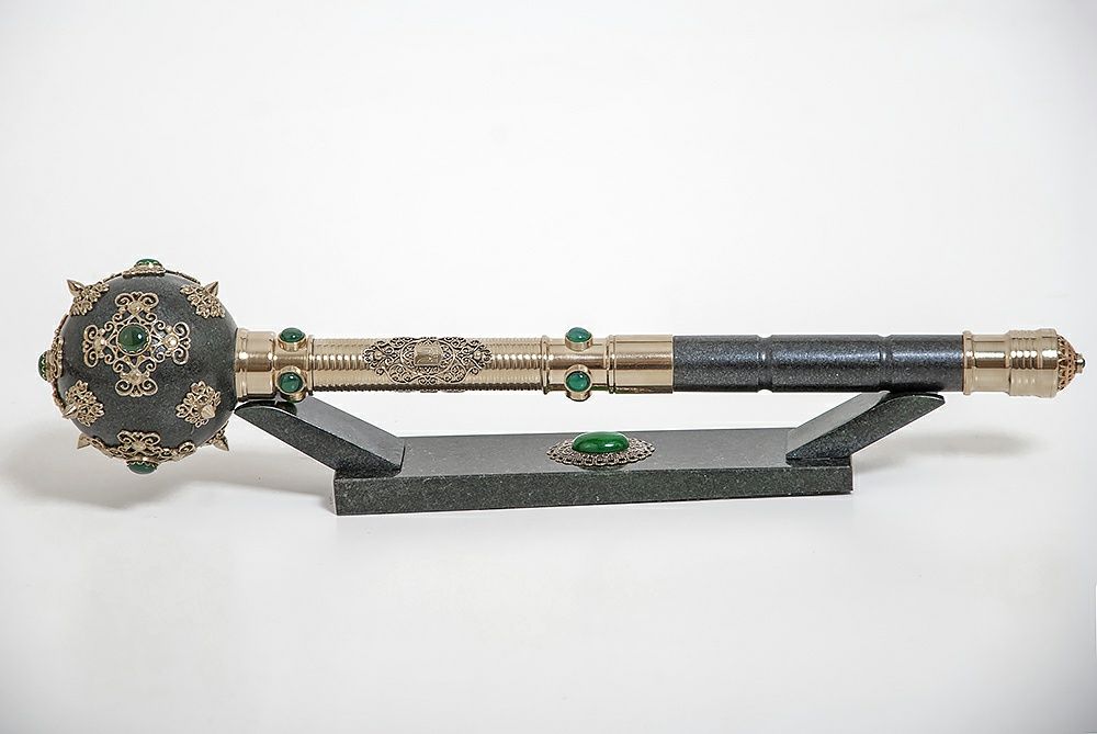 Сувенір з каменю Булава.