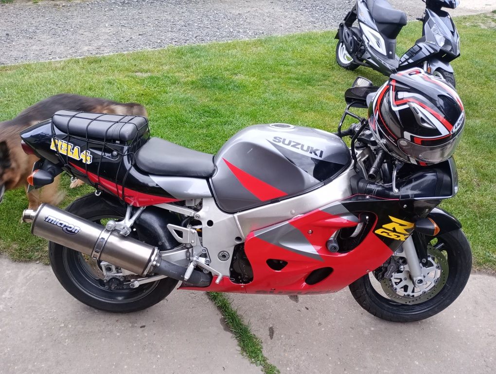 Sprzedam Suzuki GSXR 600 Srad