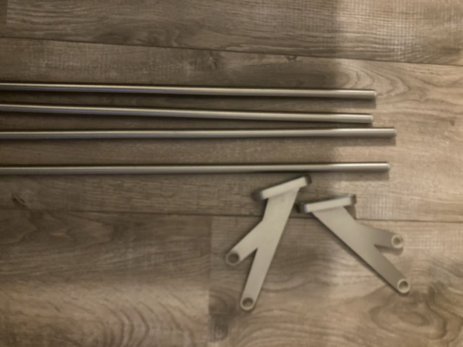 Metalowe Karnisze z ikea dwie sztuki