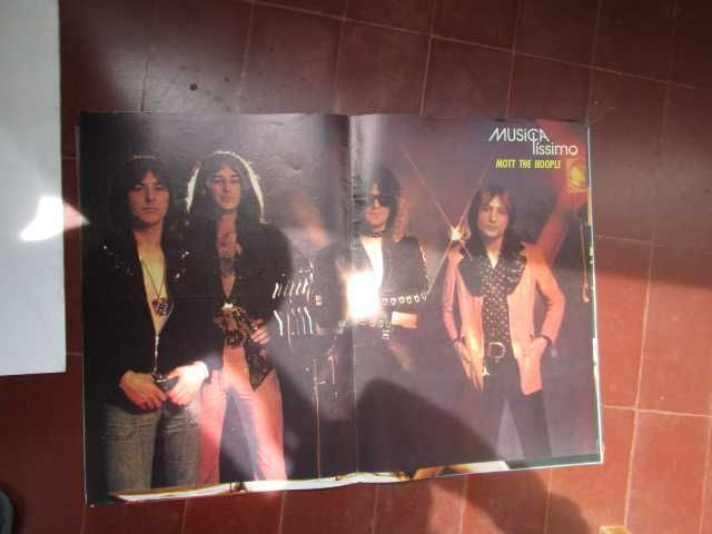 Raros posters musicalissimo grande formato anos 70