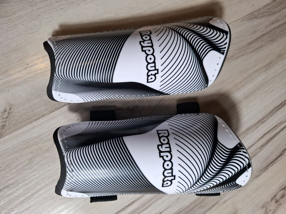 Ochraniacze na goleń roypouta