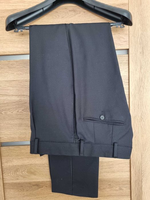 Smoking garnitur ślubny 182/96/82