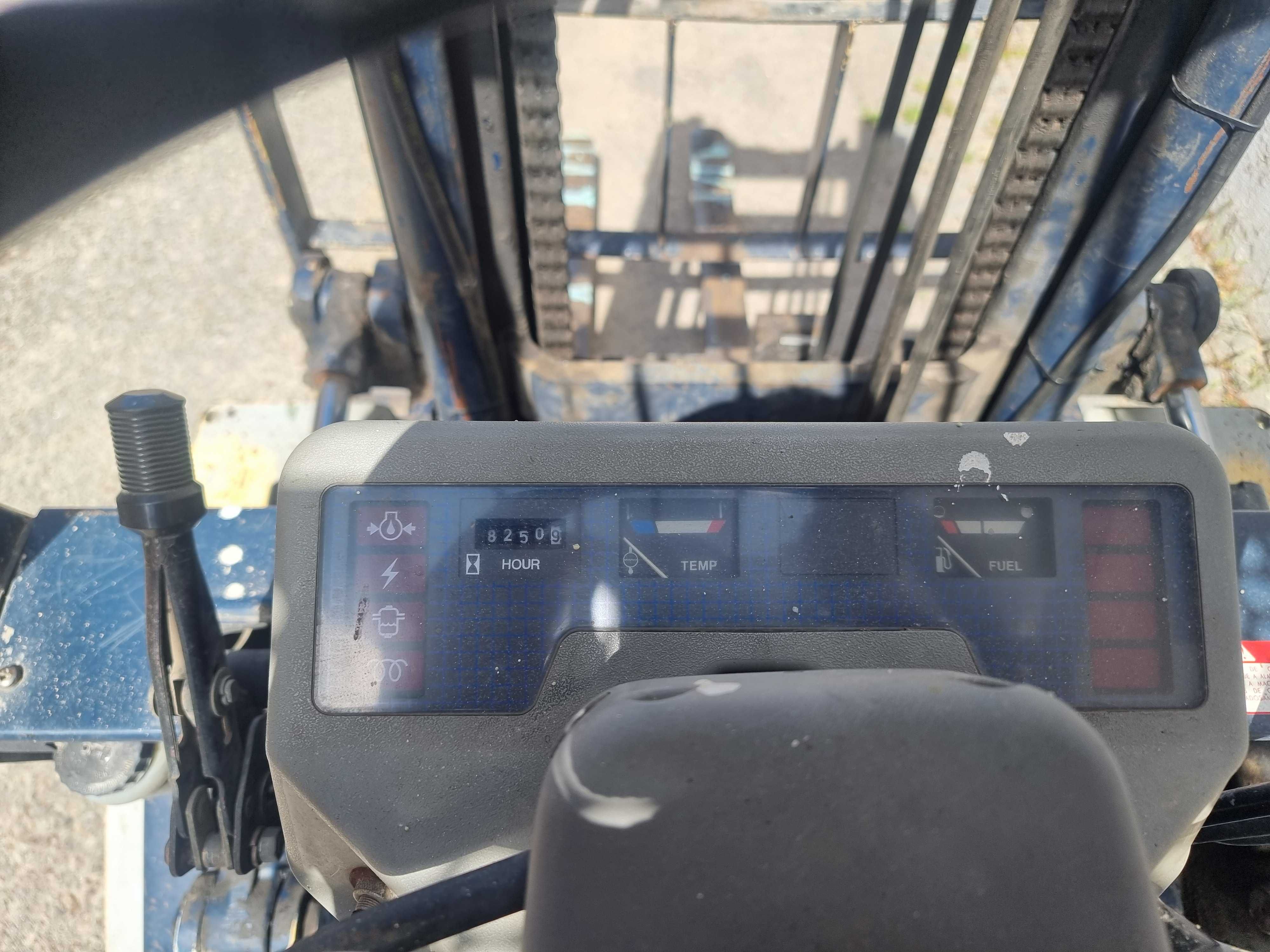 Empilhador Komatsu FD20-11E – 2 Toneladas | Diesel