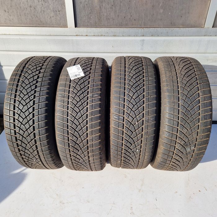 Audi Q7 E Tron 5x112 255/55R19 ET34