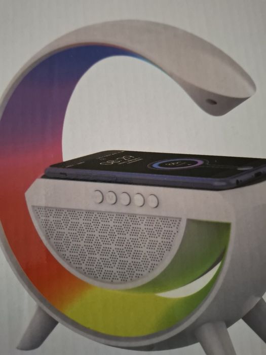 Radio, carregador de telemóvel