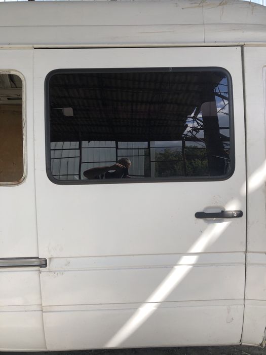 Двері задні і бокові VW LT