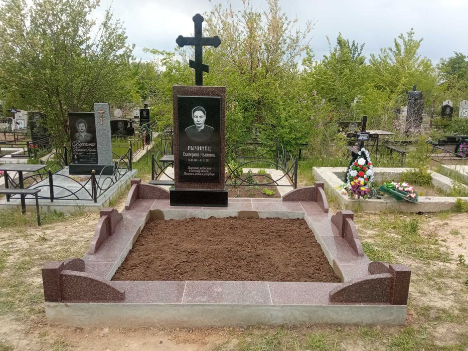 Изготовление памятников гранитных