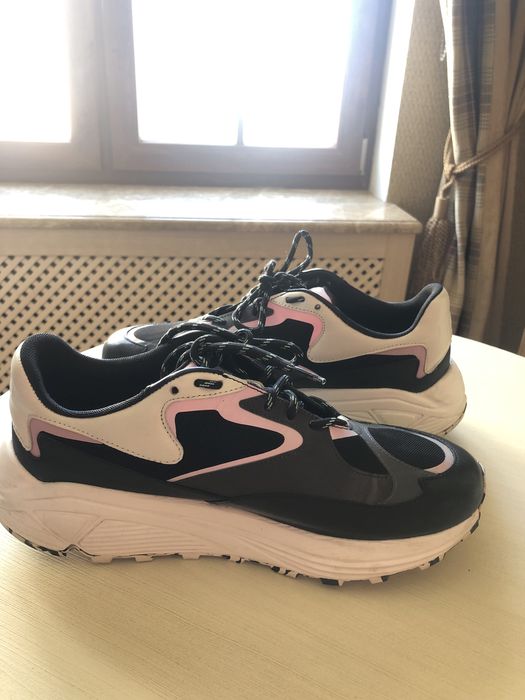 Кроссовки Hugo Boss женские