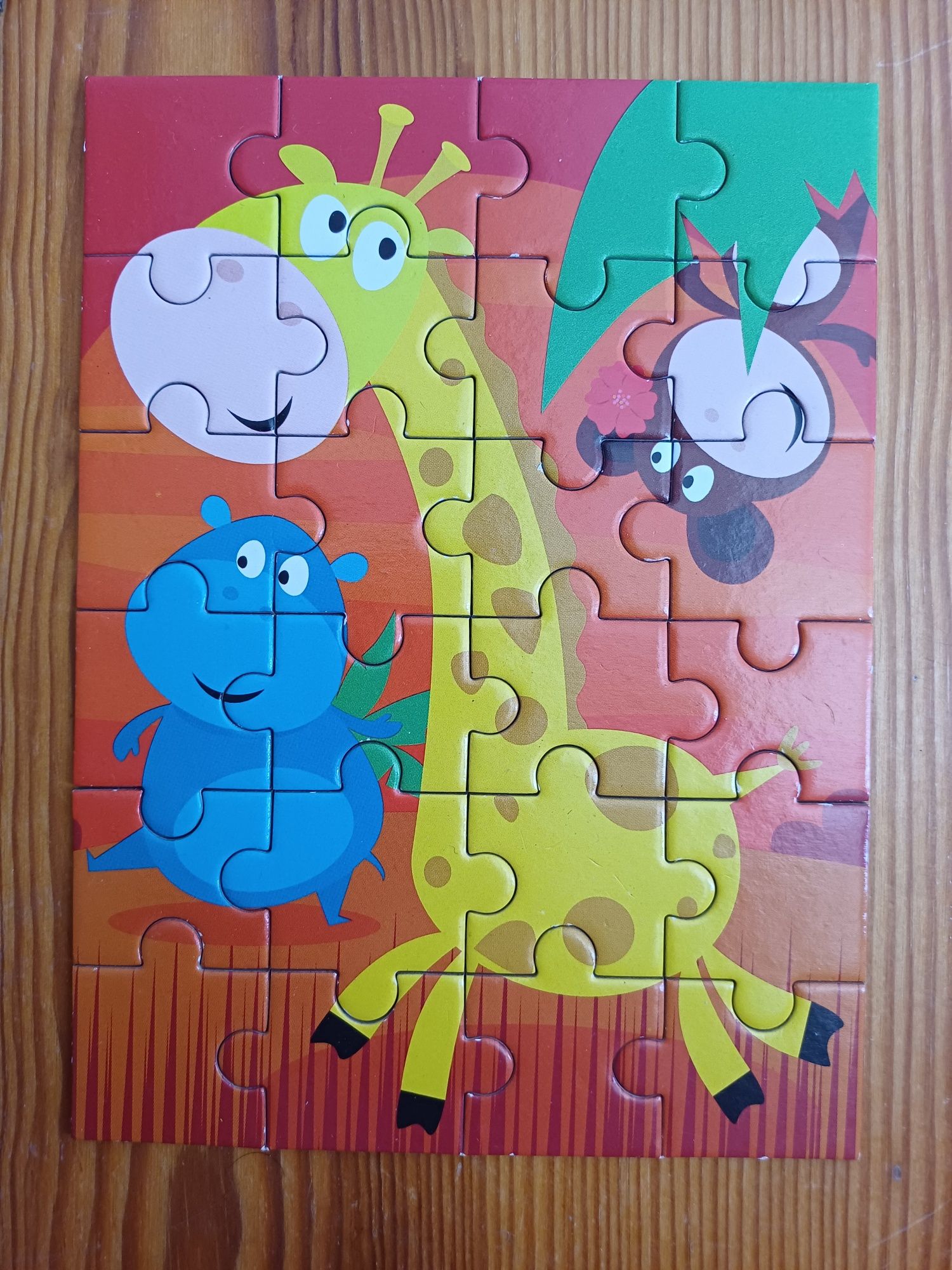 4 Puzzles coloridos 24 peças de animais