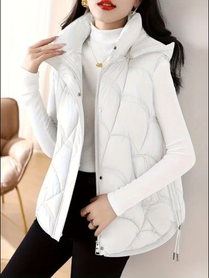 Жилетка, безрукавка женская новая, UA 44 (М).