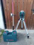 Niwelator obrotowy laserowy