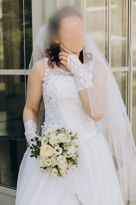 Sukienka ślubna  klasyczna