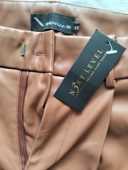 Брюки шкіряні жіночі