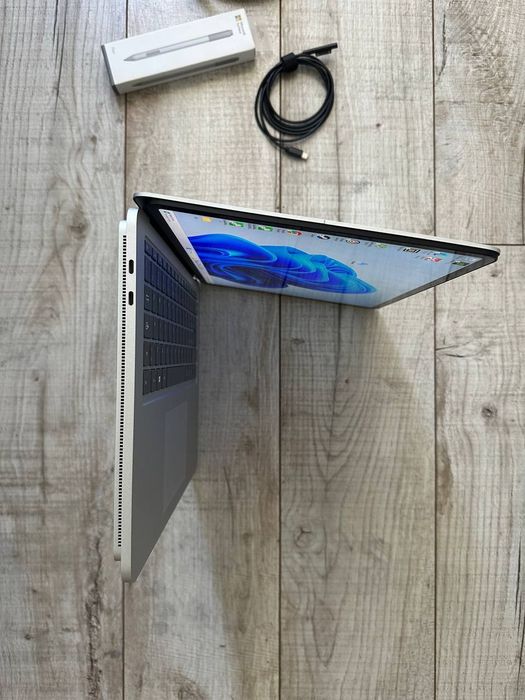 Surface Laptop Studio 3050ti touchscreen oled