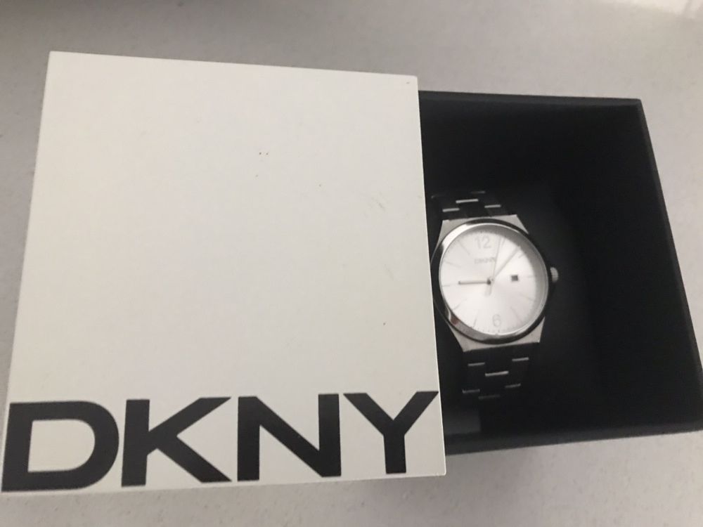 Relógio marca DKNY modelo DKNY 2365 senhora NOVO